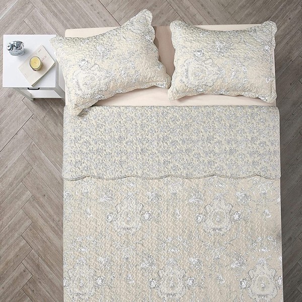 Floral Toile Beige Bedsprei