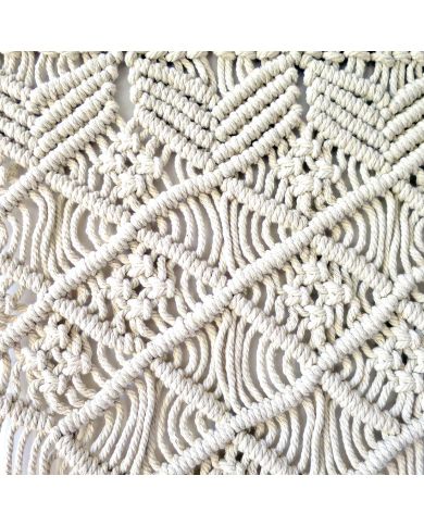 Details van het knoopwerk van de macramé houten wandhanger. Details van het knoopwerk van de macramé houten wandhanger.