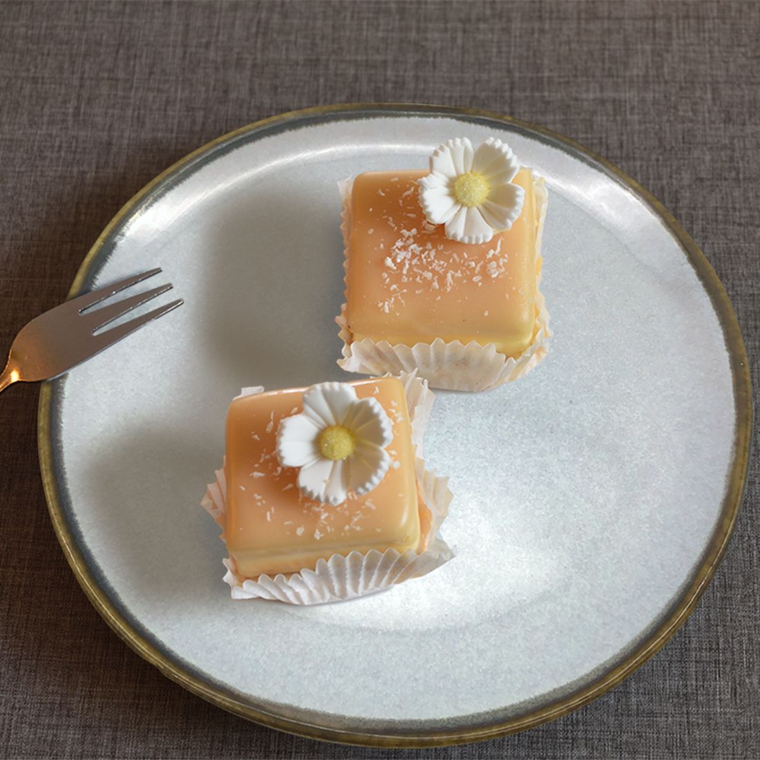 Petit Four Plates in Assorted Colours