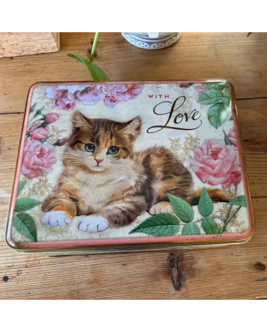 Nostalgia Keepsake Tin