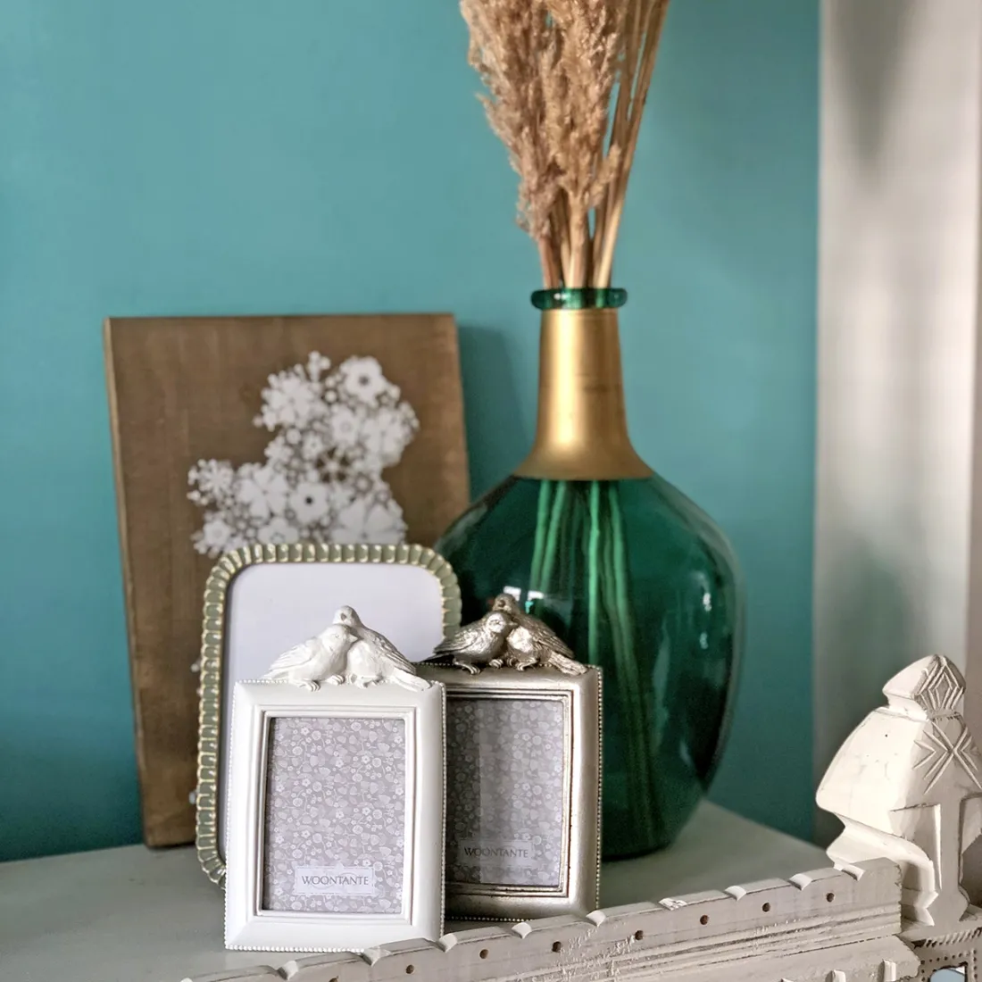 Love Birds Photo Frame in White - Ideal gift for Mother's Day!