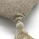 Taupe Kussen met Kwastjes - mooi stijlvol en speels ontwerp