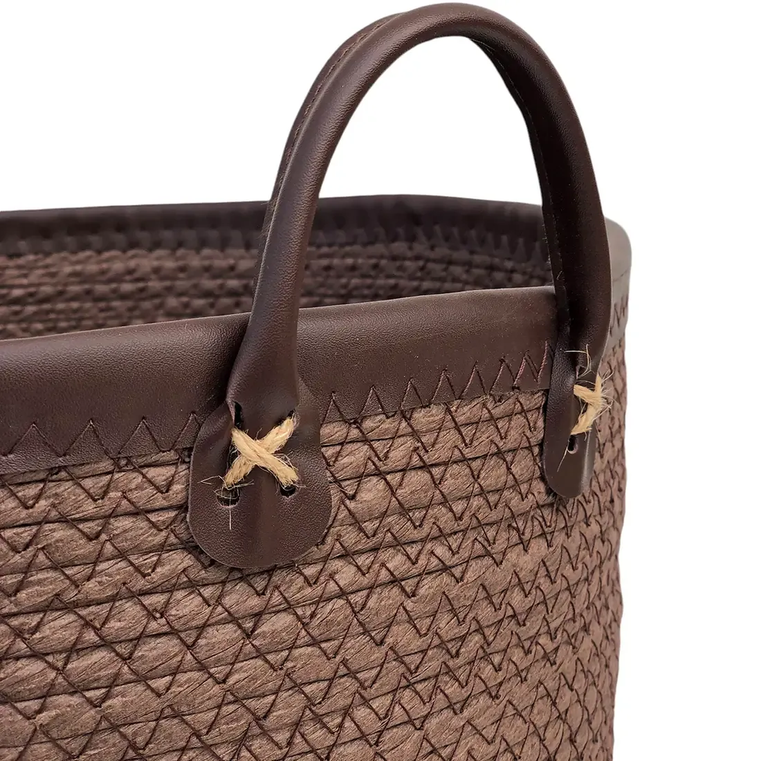 Laundry basket with handles in brown - style and practicality