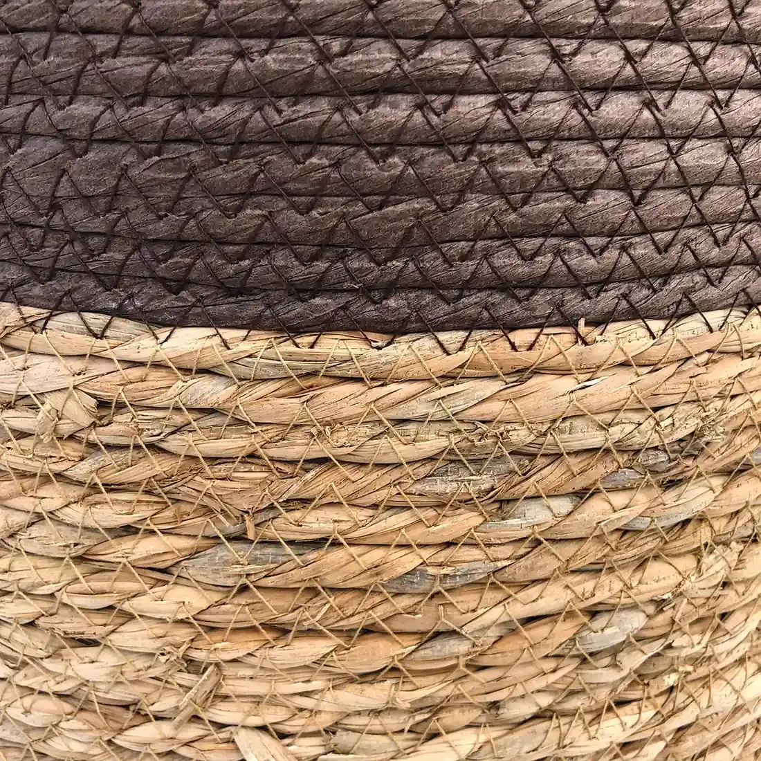 Laundry basket with handles in brown - style and practicality