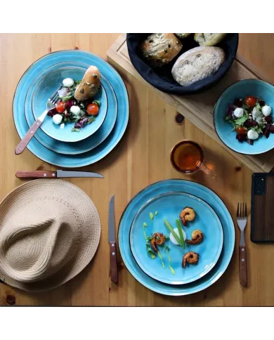 Stoneware Side Plate Set in Green - a real eye-catcher!