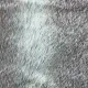 Close-up van de zachte, taupe plaid van imitatie bont.